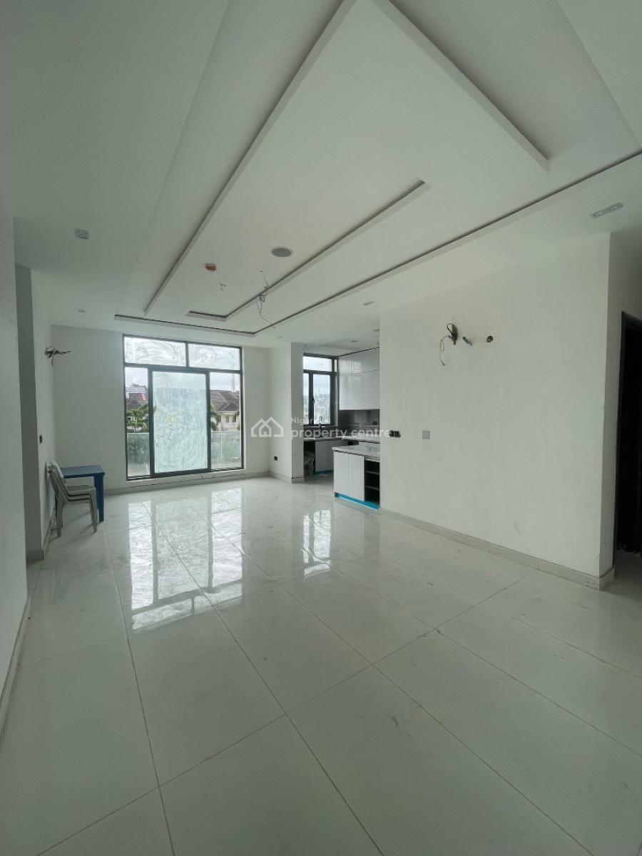 2bedroom Apartment, Lekki Phase 1, Lekki, Lagos, Flat / Apartment for Sale