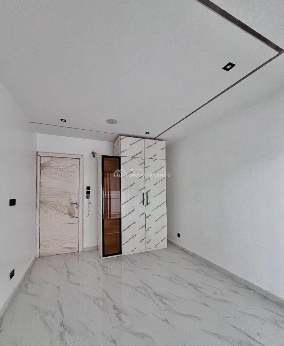 Fully Serviced 2 Bedroom Apartments with Elevator, Swimming Pool, Lekki Phase 1, Lekki Phase 1, Lekki, Lagos, Flat / Apartment for Sale