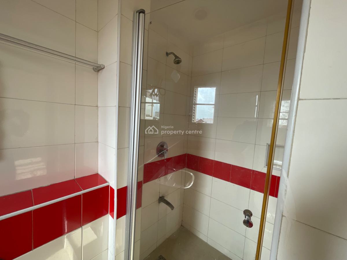 3bedroom on Top Floor with Bq and Swimming Pool, Lekki Phase 1, Lekki, Lagos, Flat / Apartment for Rent