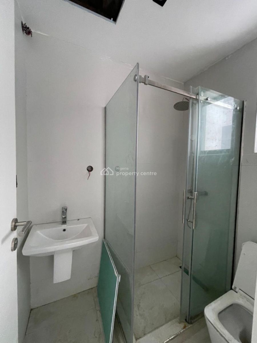 2 Bedroom Apartment Brand New, Lekki Phase I, Lekki, Lagos, Flat / Apartment for Sale
