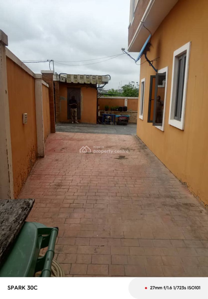 5 Block L of Flats, Omole Phase 2, Ikeja, Lagos, Block of Flats for Sale