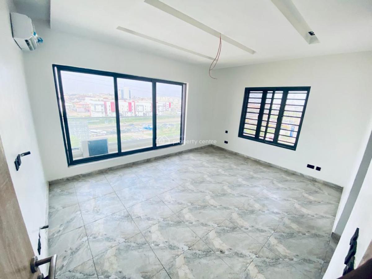 Specious Well Built Fully Serviced  3bedroom Apartment Wit Bq and Pool, Lekki Right, Lekki Phase 1, Lekki, Lagos, Flat / Apartment for Sale