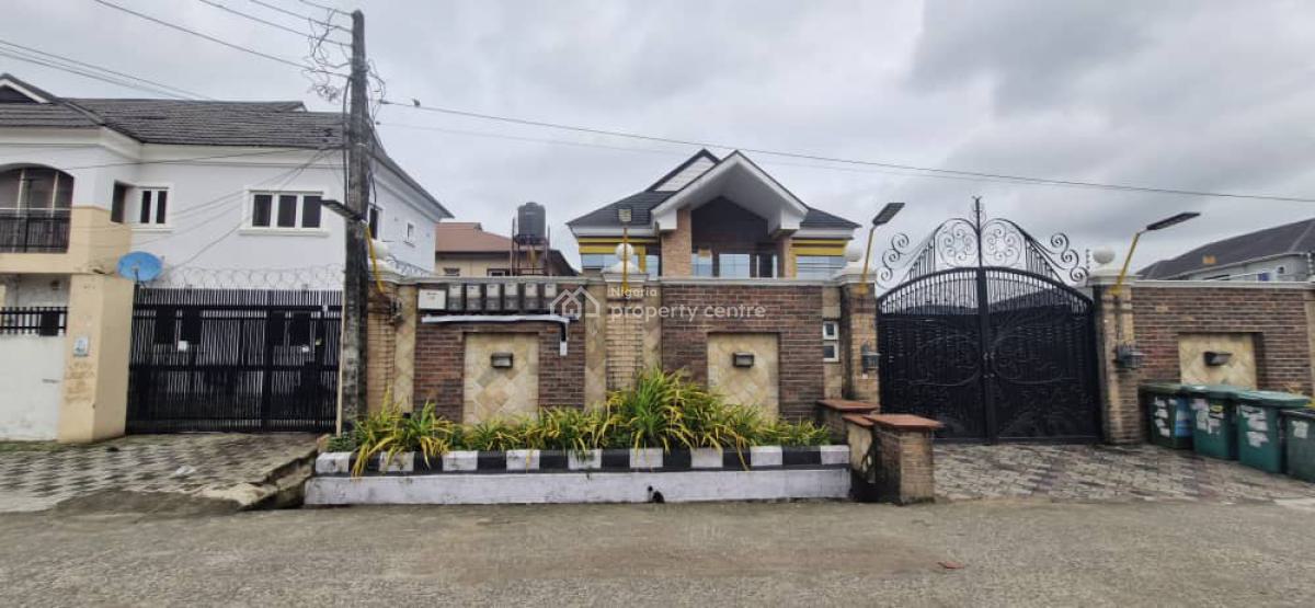 a Well Maintained 4bedroom Terrace Duplex, in Secured Estate, Close to Medina Estate, Gbagada, Lagos, Terraced Duplex for Sale