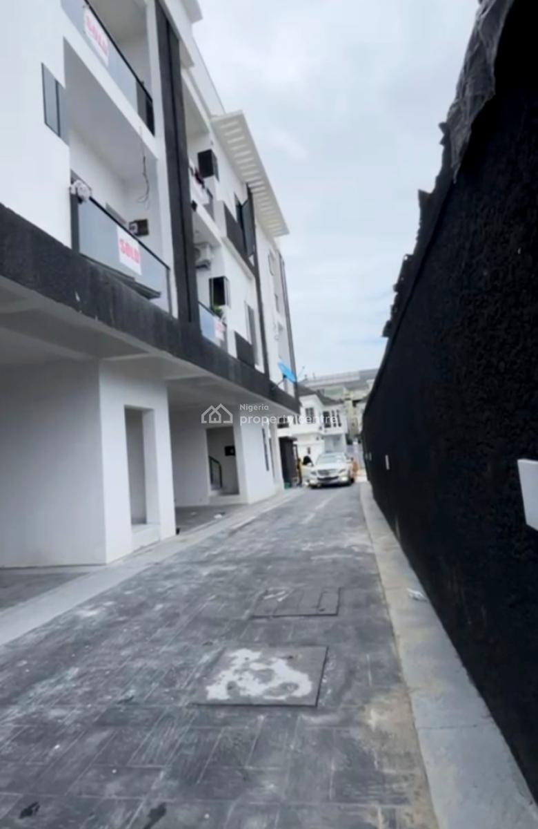a Mini Flat, Orchid Road, By Conservation, Chevron Tolls, Lekki, Lagos, Block of Flats for Sale