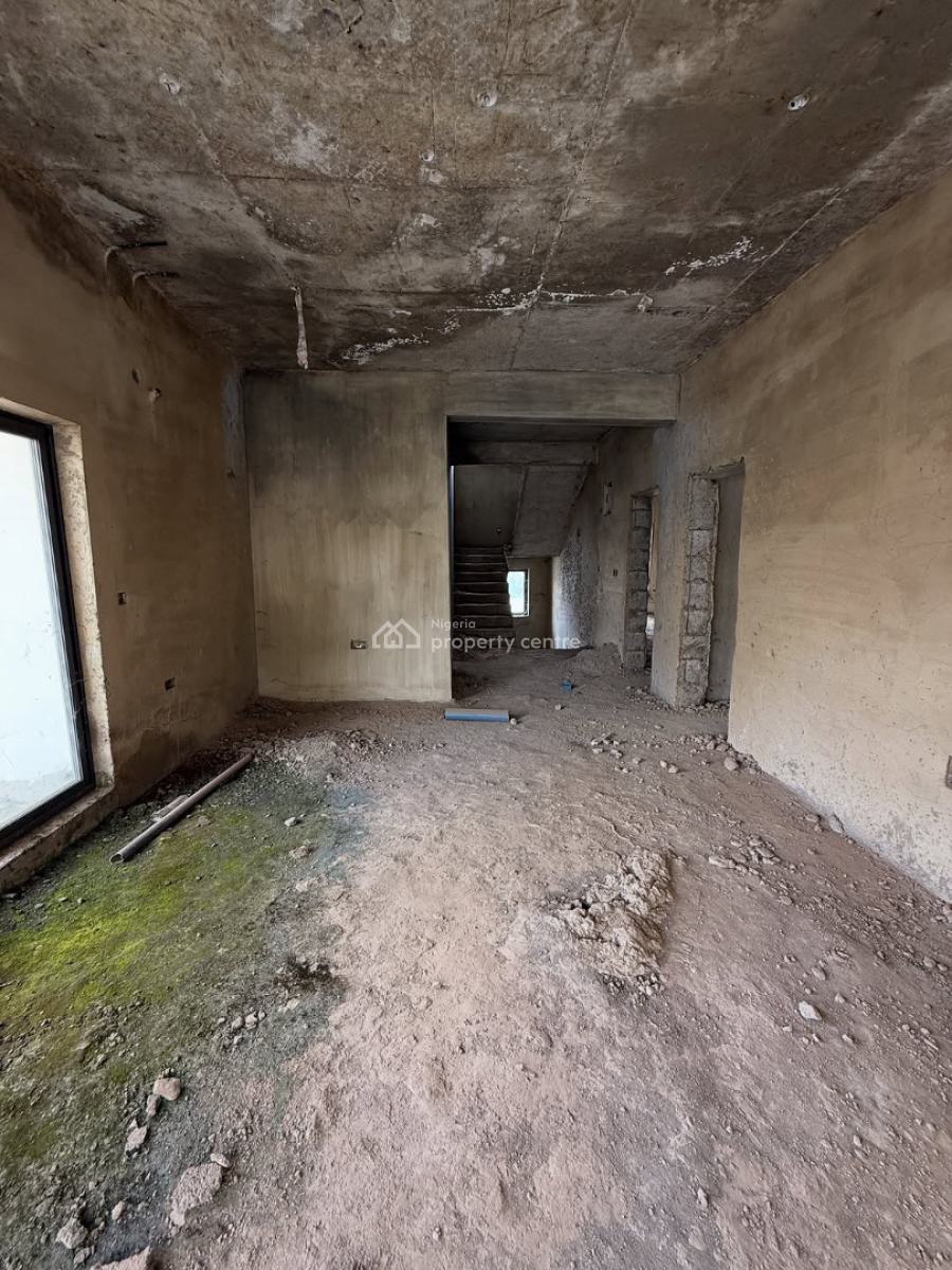 6-bedroom Detached Duplex with Bq 6-bedroom Detached Duplex with Bq, Apo, Abuja, Detached Duplex for Sale