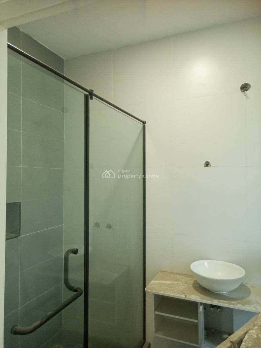 4bedroom  Servied   Semi Detached  Duplex, Ado Road, Ajah, Lagos, Semi-detached Duplex for Rent
