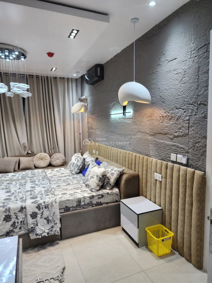 Lovely 2 Bedroom Waterfront Apartment with Ps5 & Snooker,etc, Lekki Phase 1, Lekki, Lagos, Flat / Apartment Short Let