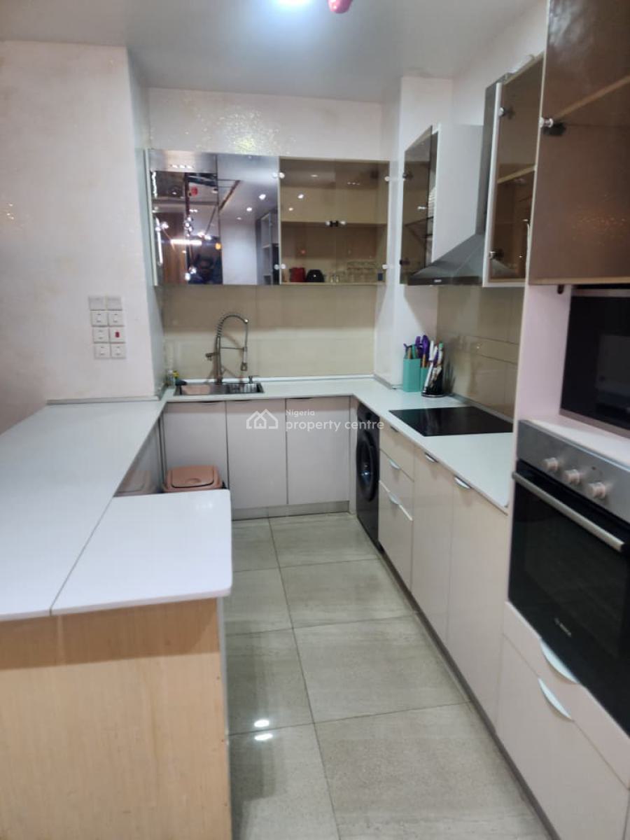 Lovely 2 Bedroom Waterfront Apartment with Ps5 & Snooker,etc, Lekki Phase 1, Lekki, Lagos, Flat / Apartment Short Let