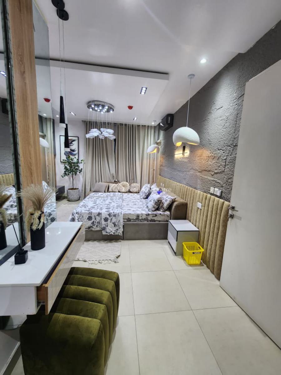 Lovely 2 Bedroom Waterfront Apartment with Ps5 & Snooker,etc, Lekki Phase 1, Lekki, Lagos, Flat / Apartment Short Let
