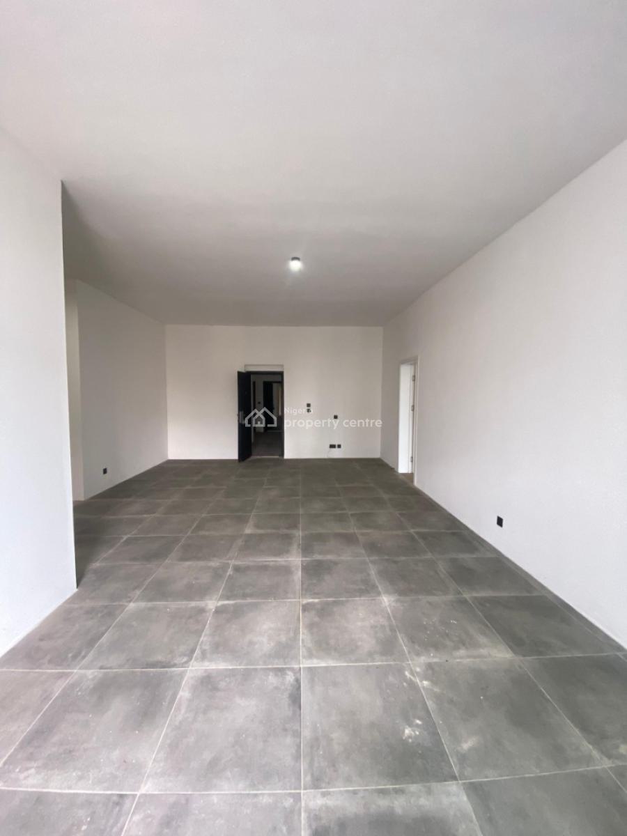 2 Bedroom Flat Apartment with Chefs Quarters and Bq, Agungi, Agungi, Lekki, Lagos, Block of Flats for Sale