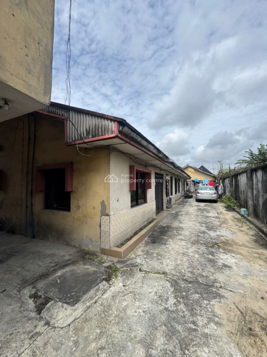4 Units of 1 Bedroom Flats & 2 Units of Self-contain, Off Woji Road, Woji, Port Harcourt, Rivers, Block of Flats for Sale