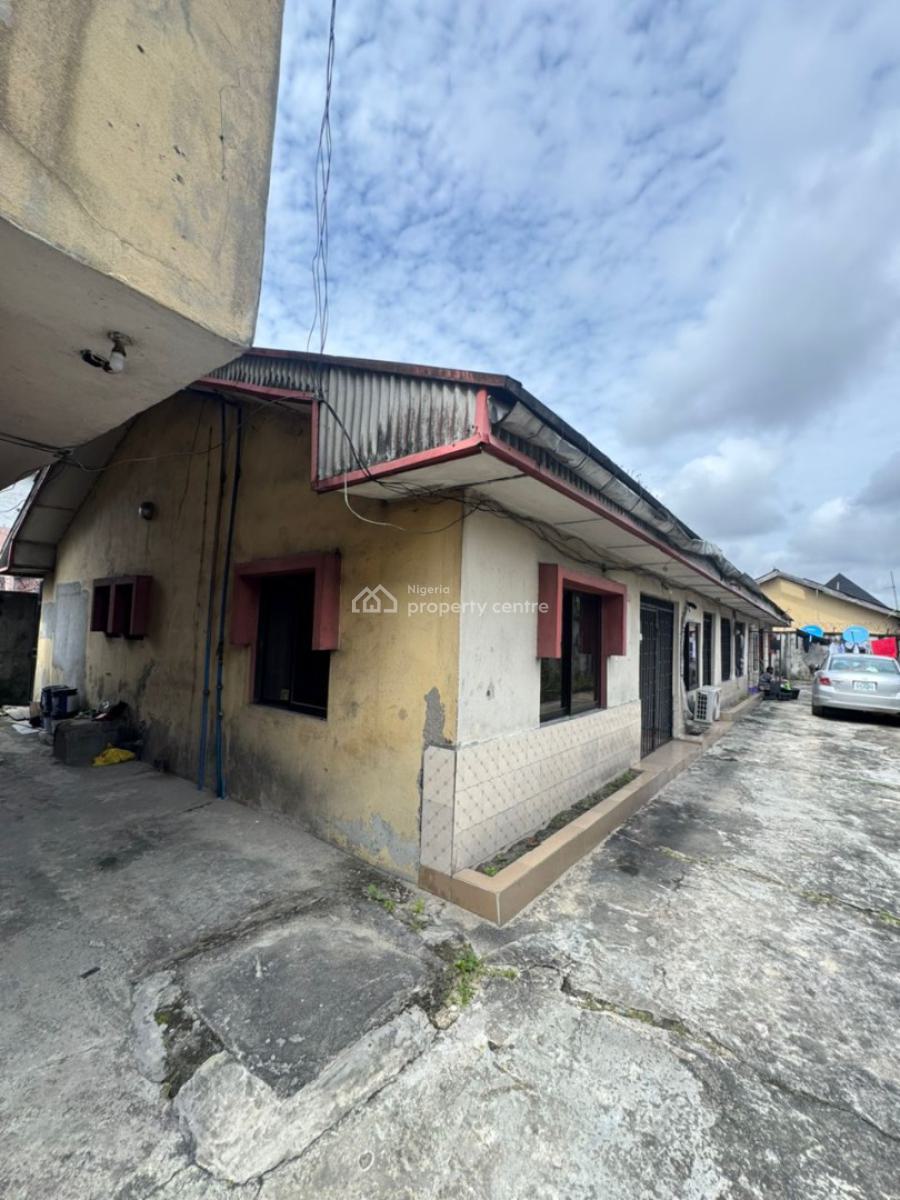 4 Units of 1 Bedroom Flats & 2 Units of Self-contain, Off Woji Road, Woji, Port Harcourt, Rivers, Block of Flats for Sale