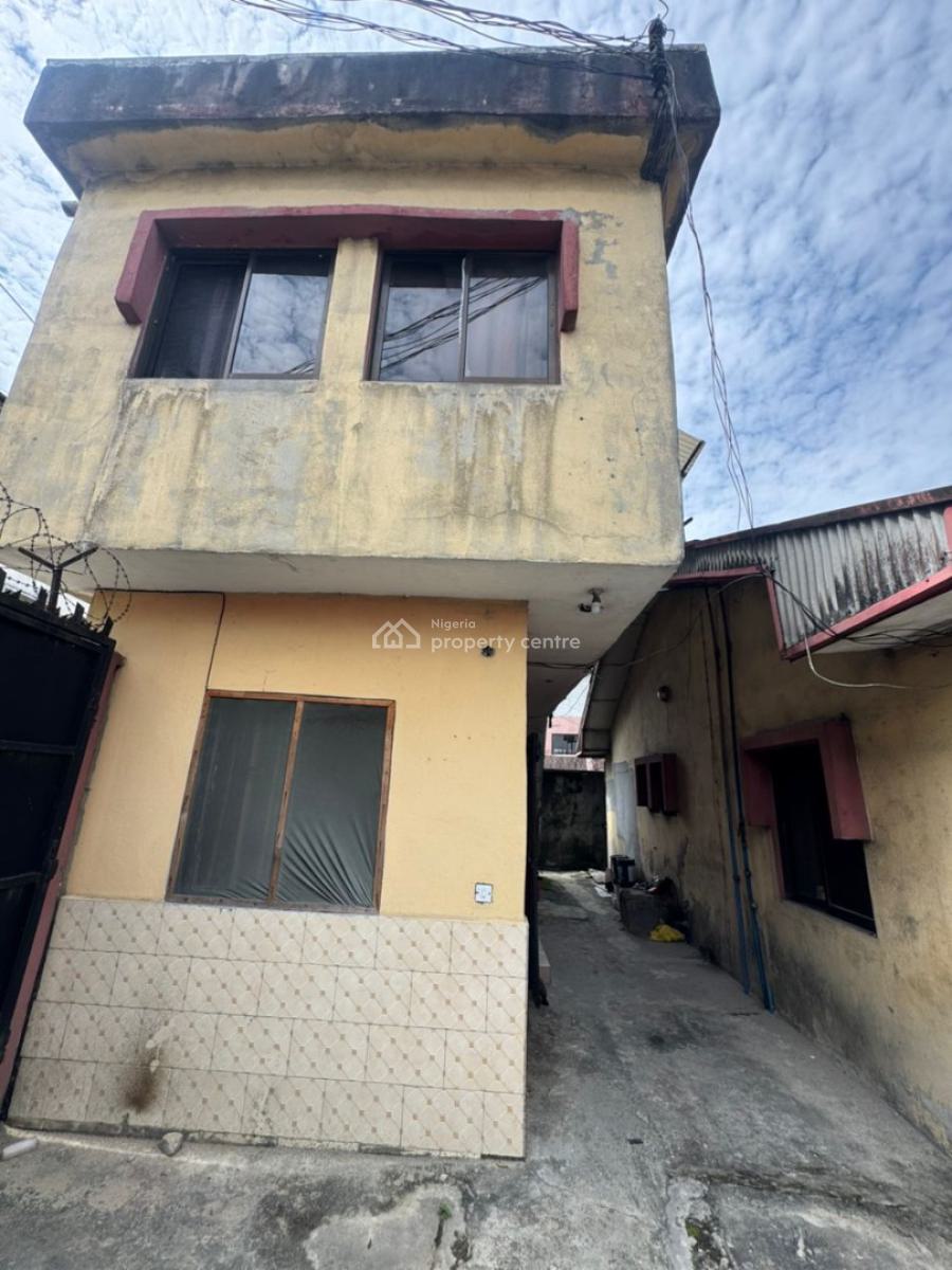 4 Units of 1 Bedroom Flats & 2 Units of Self-contain, Off Woji Road, Woji, Port Harcourt, Rivers, Block of Flats for Sale