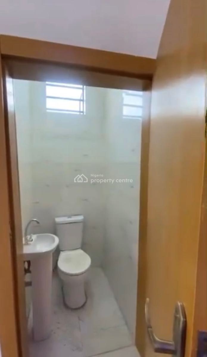 Luxury 1 Bedroom, Surulere, Lagos, Flat / Apartment for Sale