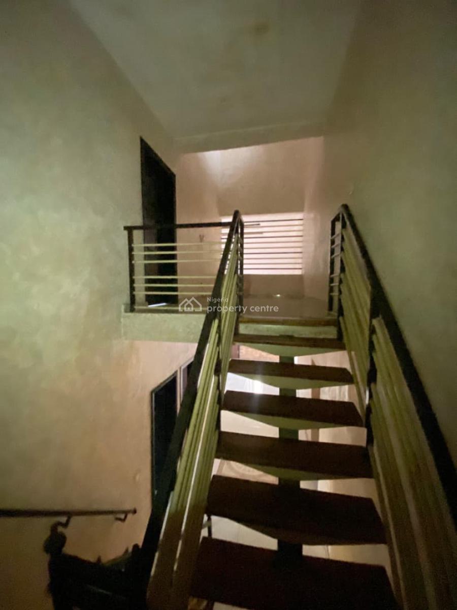 Serviced 4 Bedroom Terrace, Osapa, Lekki, Lagos, Terraced Duplex for Rent