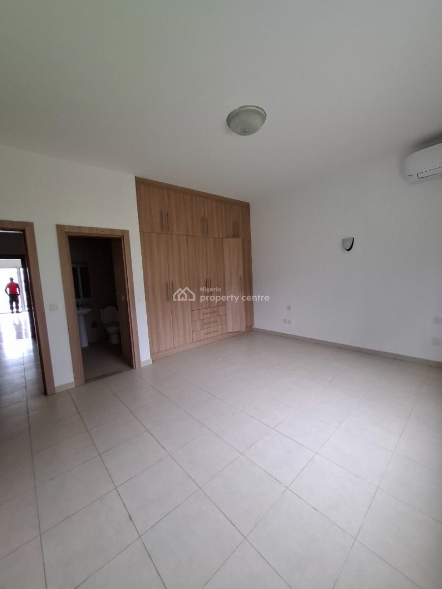 Serviced 3 Bedroom Apartment, Guzape District, Abuja, Flat / Apartment for Rent