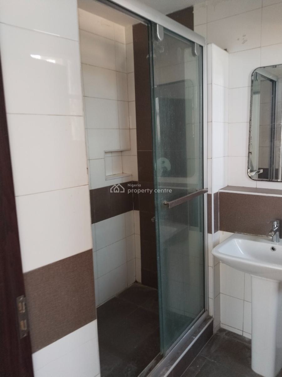 Luxury 3 Bedroom Penthouse with Bq, Off Hakeem Dickson Drive, Lekki Phase 1, Lekki, Lagos, Flat / Apartment for Rent