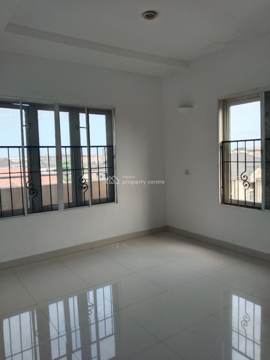 Luxury 3 Bedroom Penthouse with Bq, Off Hakeem Dickson Drive, Lekki Phase 1, Lekki, Lagos, Flat / Apartment for Rent
