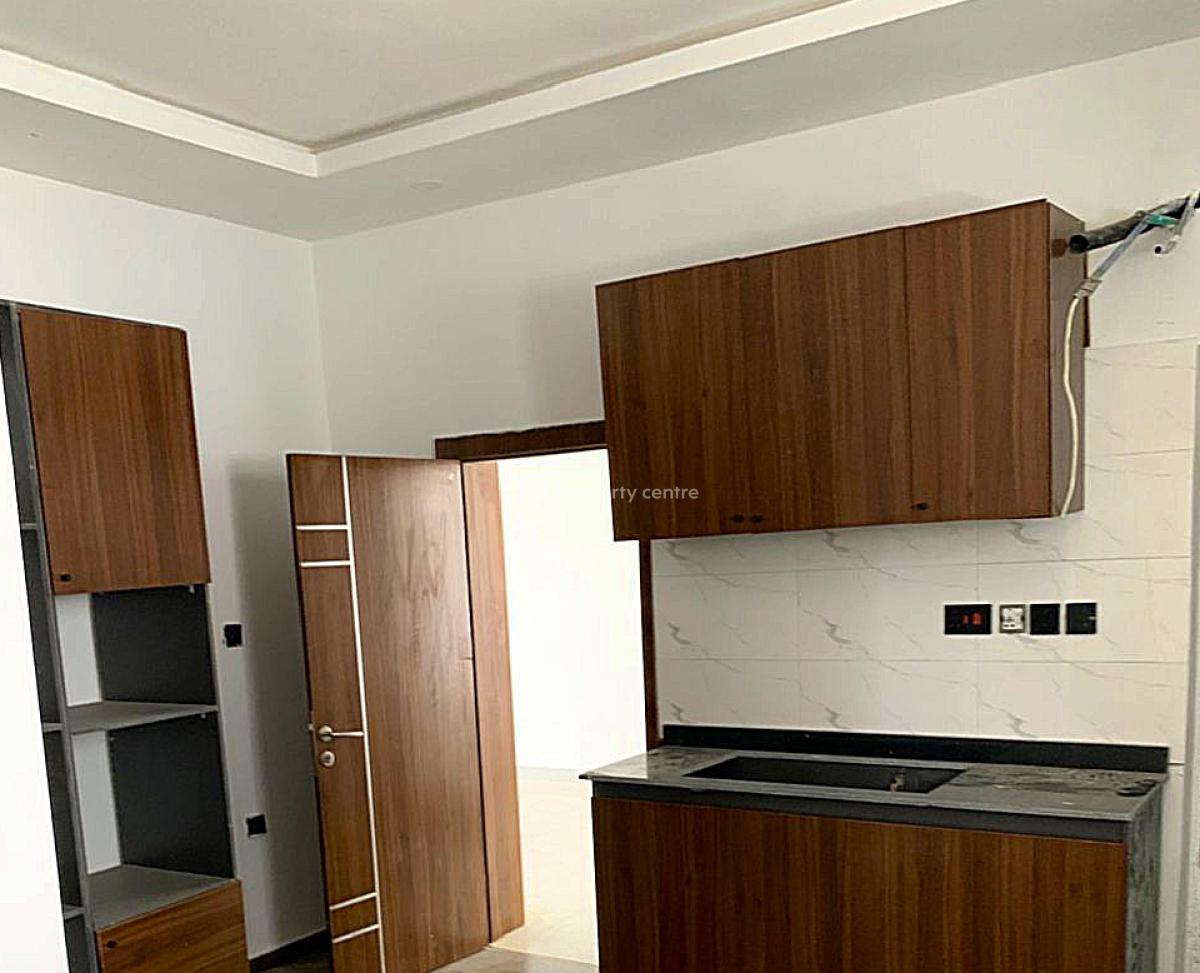 Spacious 2 Bedroom Apartment, Lekki Pride 1. Estate, Ajiwe, Ajah, Lagos, Flat / Apartment for Sale
