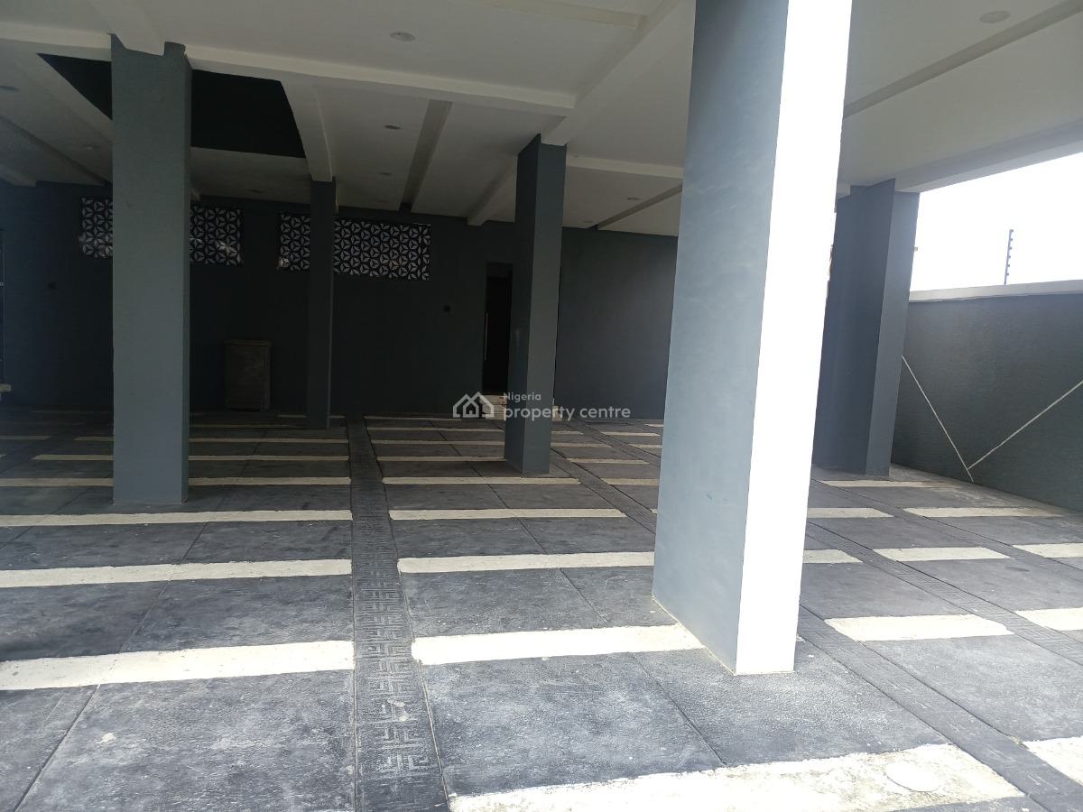 Spacious 2 Bedroom Apartment, Off Freedom Way, Lekki Phase 1, Lekki, Lagos, Flat / Apartment for Sale