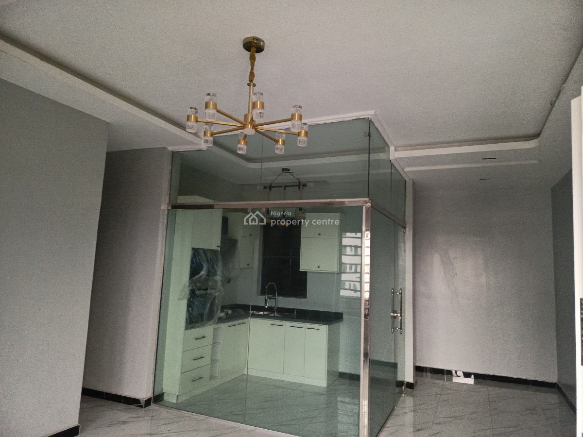 Spacious 2 Bedrooms Apartment, Off Freedom Way, Lekki Phase 1, Lekki, Lagos, Flat / Apartment for Sale