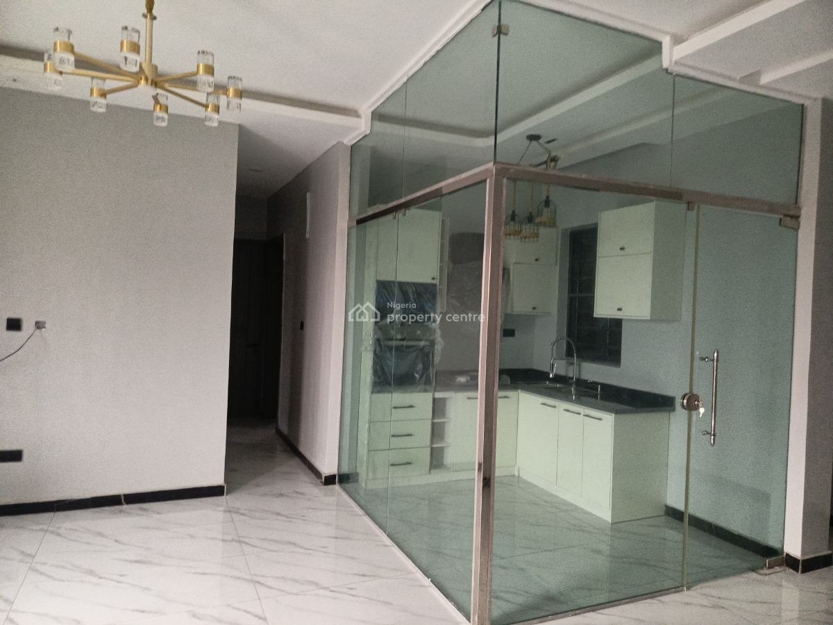Spacious 2 Bedrooms Apartment, Off Freedom Way, Lekki Phase 1, Lekki, Lagos, Flat / Apartment for Sale