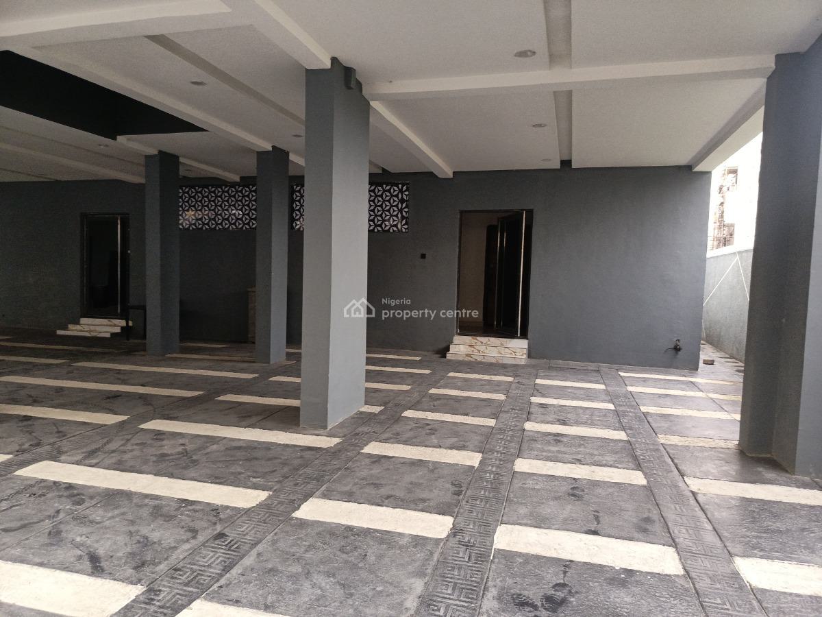 Spacious 2 Bedrooms Apartment, Off Freedom Way, Lekki Phase 1, Lekki, Lagos, Flat / Apartment for Sale