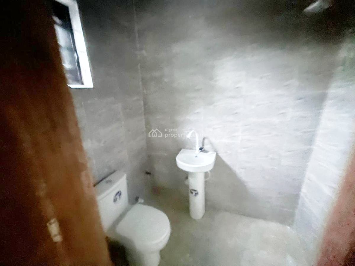 Newly Built Luxury 2 Bedroom Flat, Gra Phase 1, Magodo, Lagos, Flat / Apartment for Rent