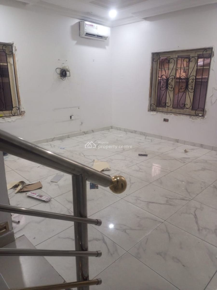 4 Bedroom Semi-detached Duplex with Bq, Off Admiralty Way, Lekki Phase 1, Lekki, Lagos, Semi-detached Bungalow for Sale