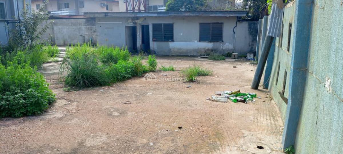 Demolishable 7 Bedroom Structure on 1058 Sq Meters, Ilupeju, Lagos, Detached Duplex for Sale