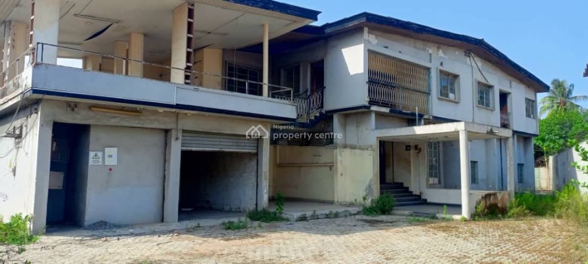 Demolishable 7 Bedroom Structure on 1058 Sq Meters, Ilupeju, Lagos, Detached Duplex for Sale