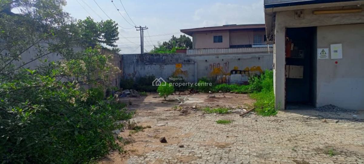 Demolishable 7 Bedroom Structure on 1058 Sq Meters, Ilupeju, Lagos, Detached Duplex for Sale