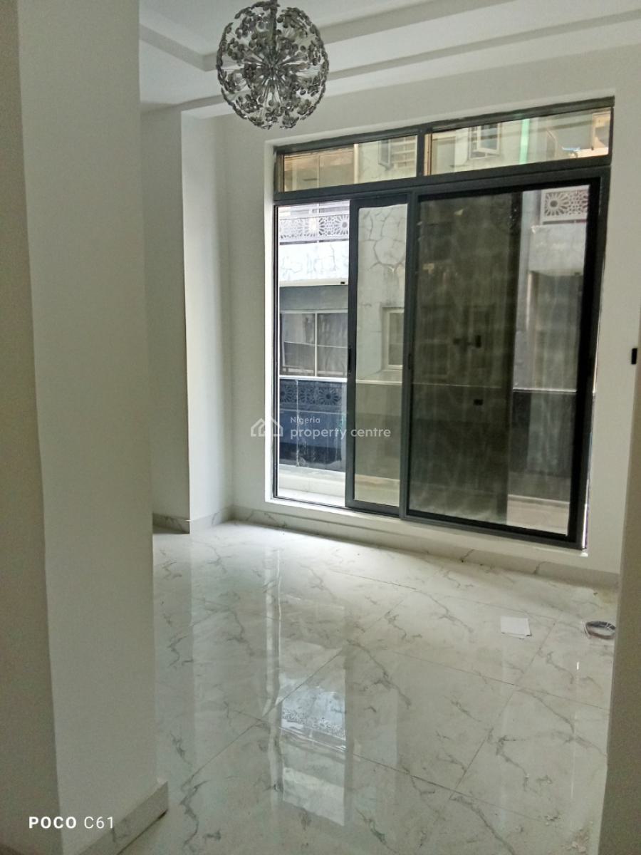 Luxury Contemporary Maissionate with Double Kitchenette, Ologolo, Ologolo, Lekki, Lagos, Terraced Duplex for Sale