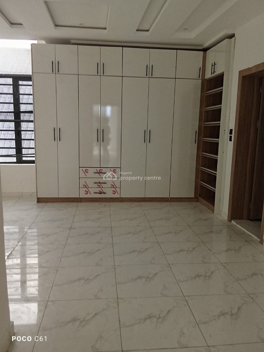 Luxury Contemporary Maissionate with Double Kitchenette, Ologolo, Ologolo, Lekki, Lagos, Terraced Duplex for Sale