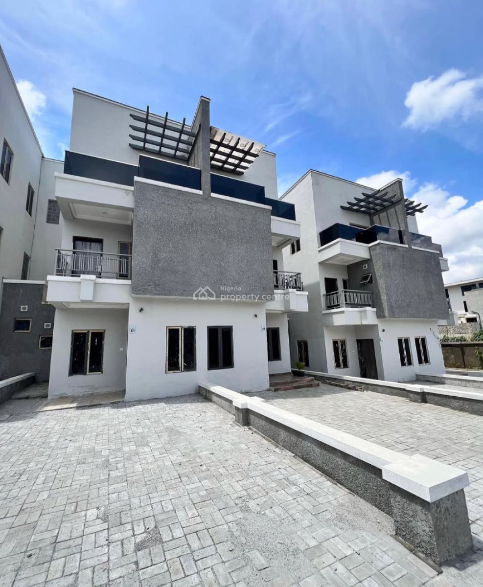 4-bedroom Semi-detached Duplex, Guzape District, Abuja, Semi-detached Duplex for Sale