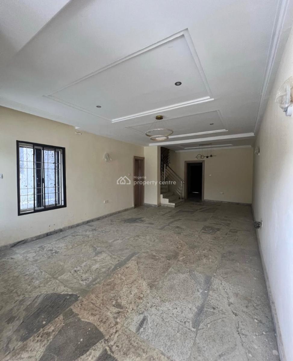 4-bedroom Semi-detached Duplex, Guzape District, Abuja, Semi-detached Duplex for Sale