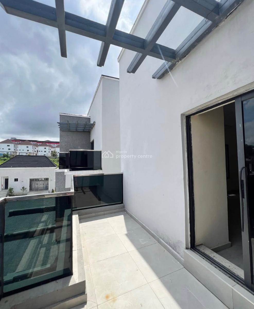 4-bedroom Semi-detached Duplex, Guzape District, Abuja, Semi-detached Duplex for Sale