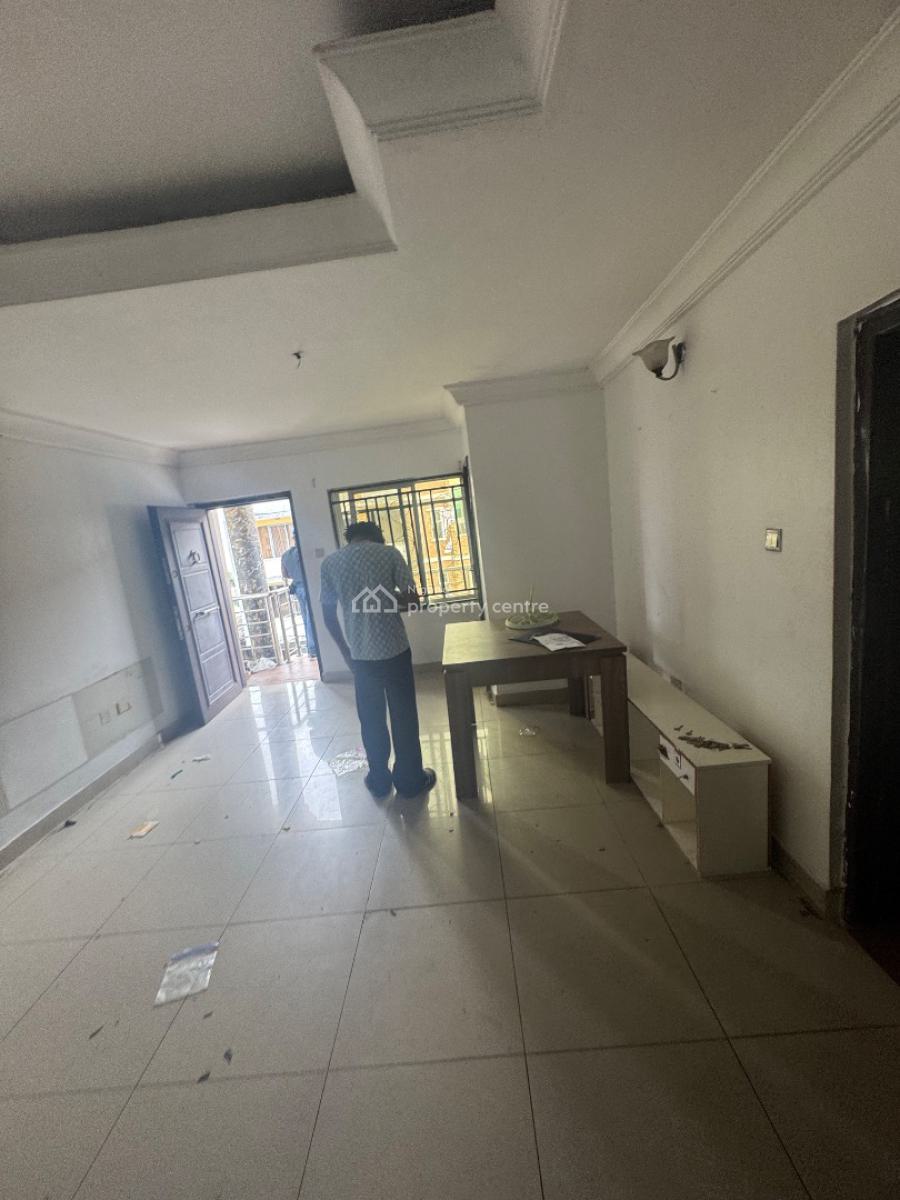 a Portable 2 Bedroom Self Service Apartment(upstair), Platinum Way, Ikate, Lekki, Lagos, Flat / Apartment for Rent