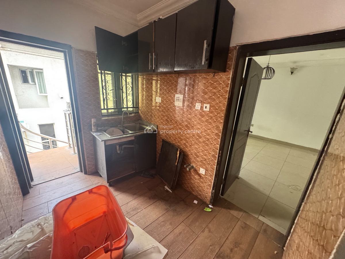 a Portable 2 Bedroom Self Service Apartment(upstair), Platinum Way, Ikate, Lekki, Lagos, Flat / Apartment for Rent