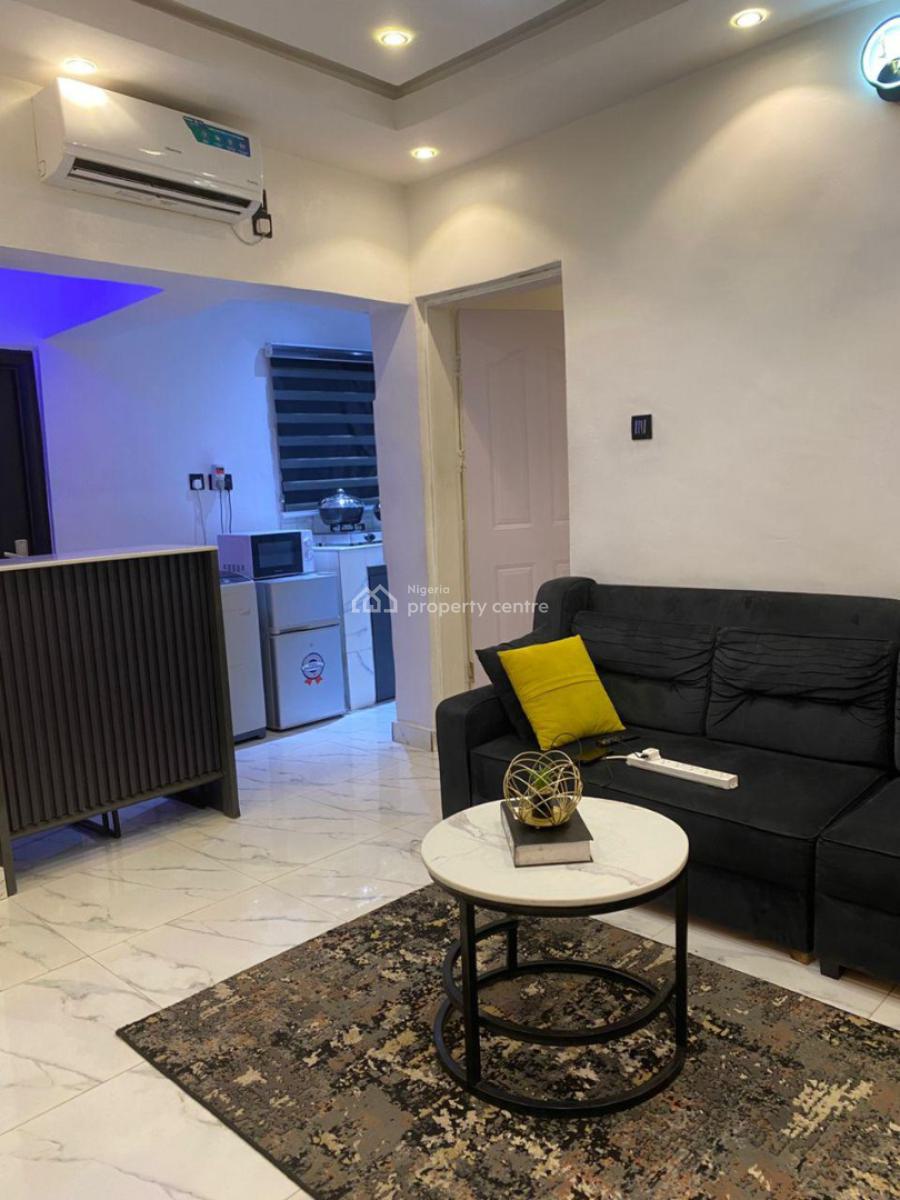 Luxury 1 Bedroom Loft with Lounge, Yaba, Lagos, Flat / Apartment Short Let