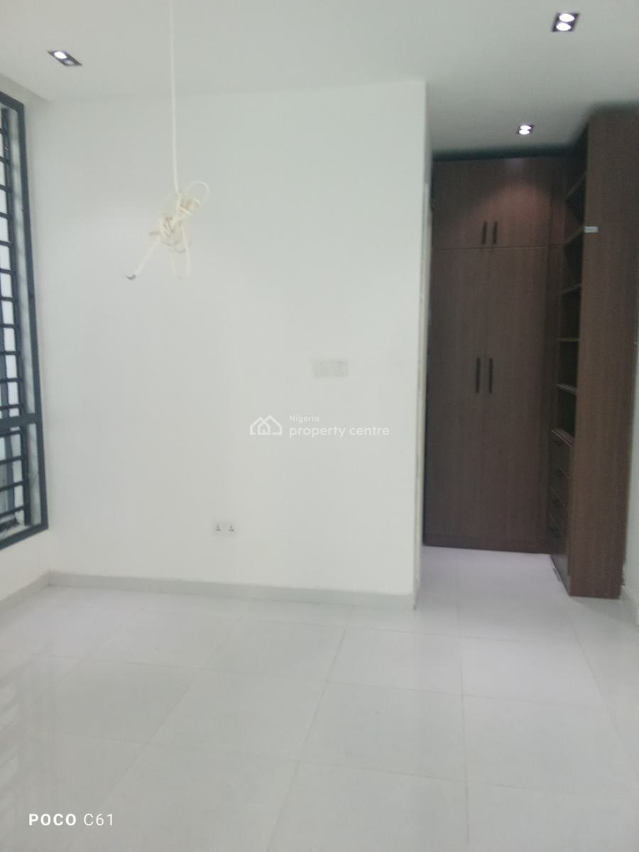 Luxury 2 Bedroom Apartment with Open Kitchen and Swimming Pool, Ologolo, Ologolo, Lekki, Lagos, House for Sale