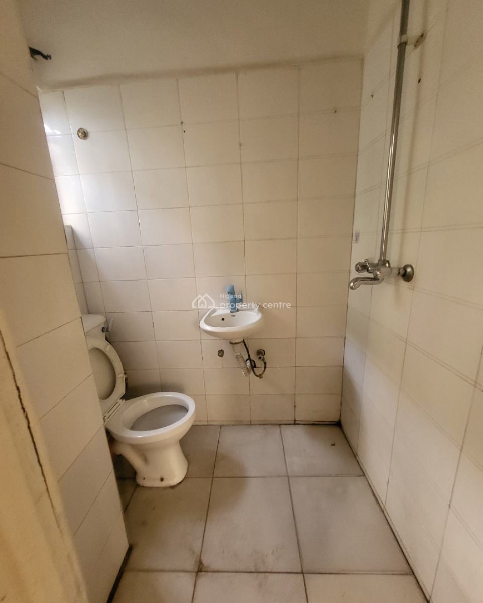 Luxurious Massive Sefcon Apartment, By American International School, Durumi, Abuja, Self Contain (single Rooms) for Rent