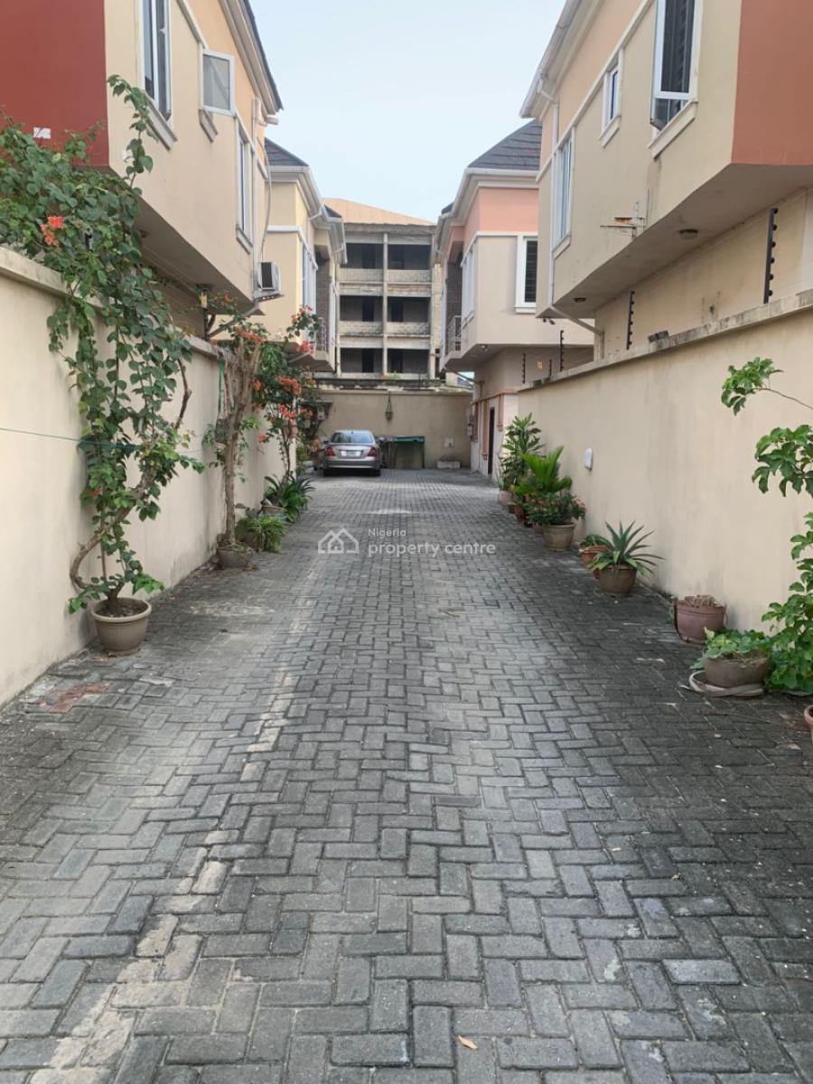 3 Bedroom Semi Detached Duplex with Bq, Ologolo, Ologolo, Lekki, Lagos, Semi-detached Duplex for Sale