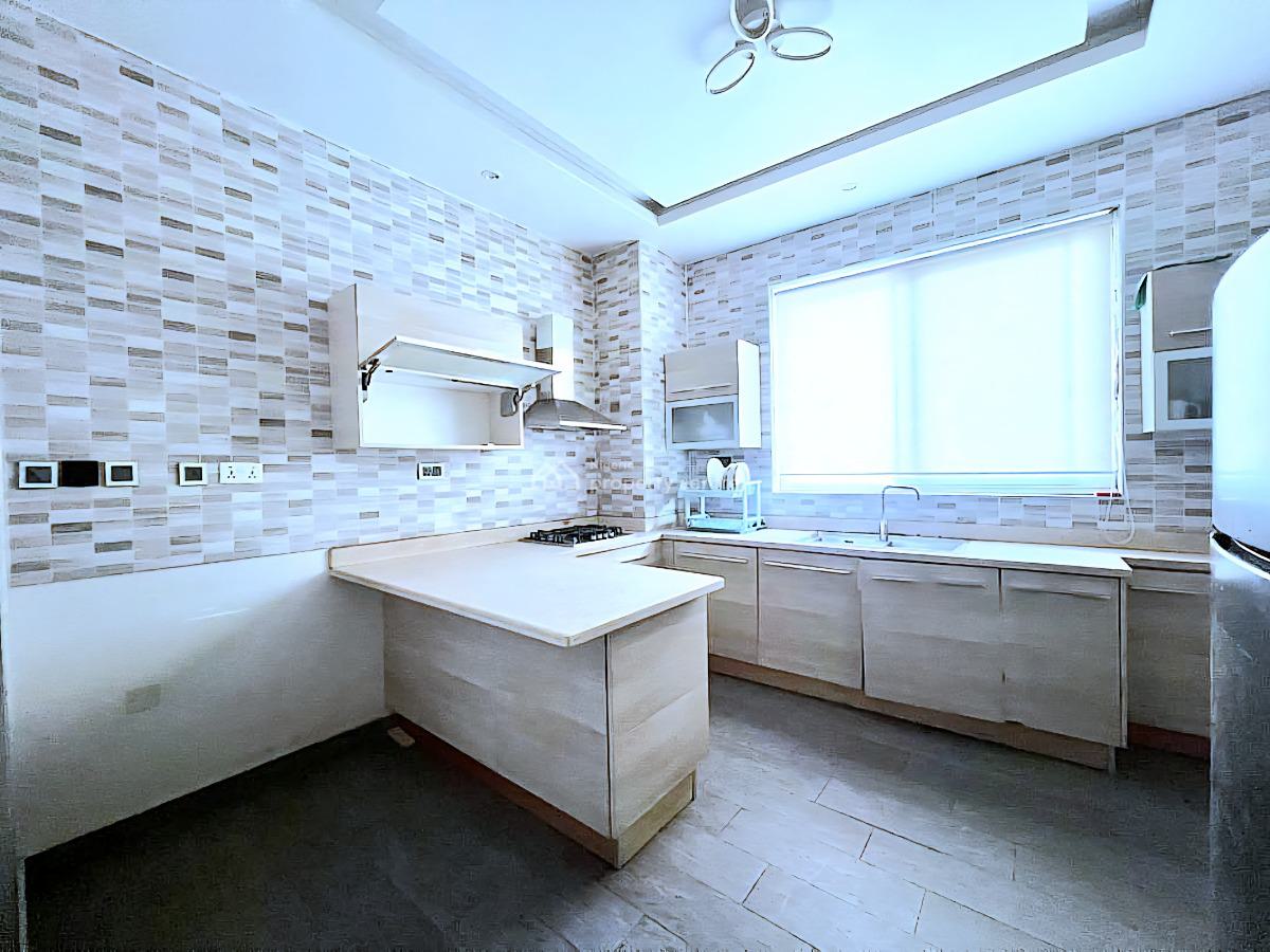 Massive 5 Bedroom Detached, Pinnock Beach Estate, Osapa, Lekki, Lagos, Semi-detached Duplex for Rent