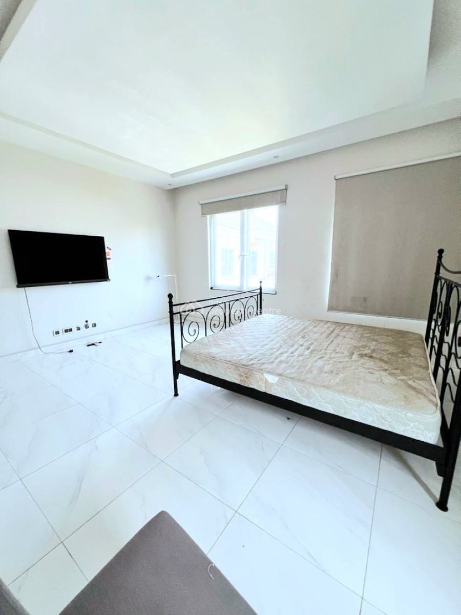 Massive 5 Bedroom Detached, Pinnock Beach Estate, Osapa, Lekki, Lagos, Semi-detached Duplex for Rent