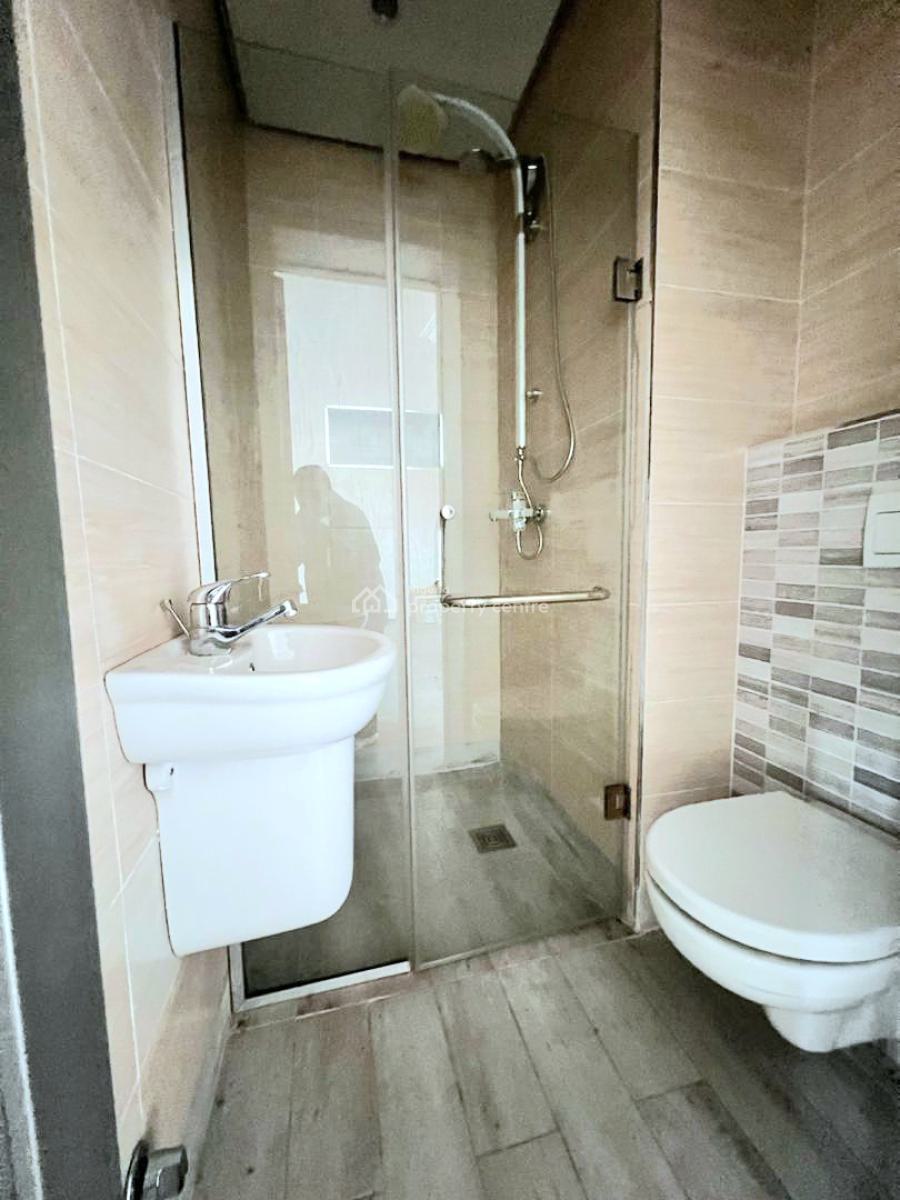 Massive 5 Bedroom Detached, Pinnock Beach Estate, Osapa, Lekki, Lagos, Semi-detached Duplex for Rent