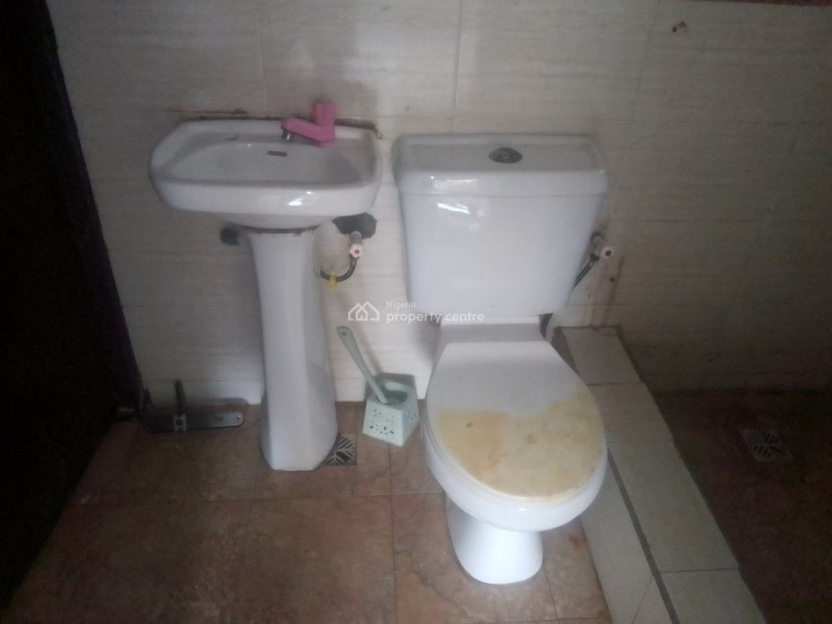 Spacious Luxury Shared Apartment with Excellent Features, Deeper Life Rd, Ogombo, Ajah, Lagos, Flat / Apartment for Rent