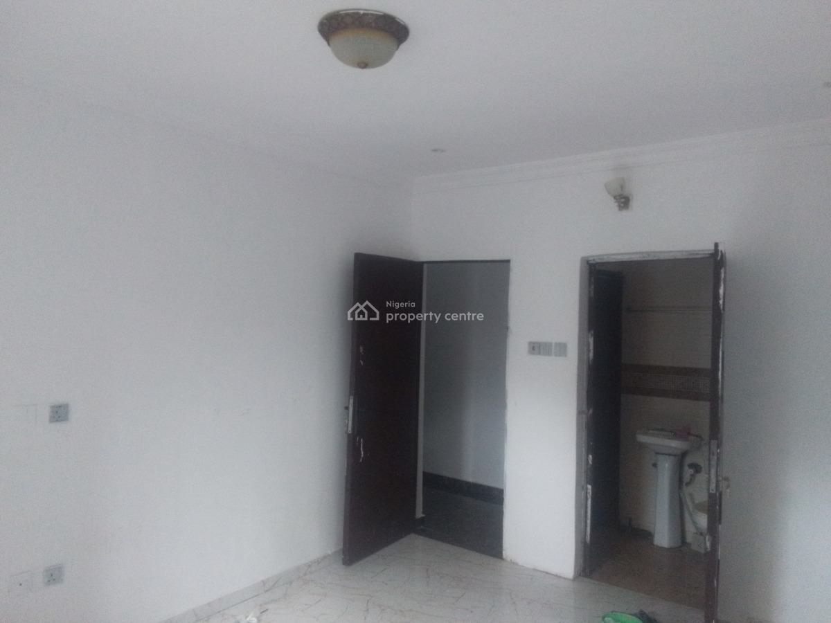 Spacious Luxury Shared Apartment with Excellent Features, Deeper Life Rd, Ogombo, Ajah, Lagos, Flat / Apartment for Rent