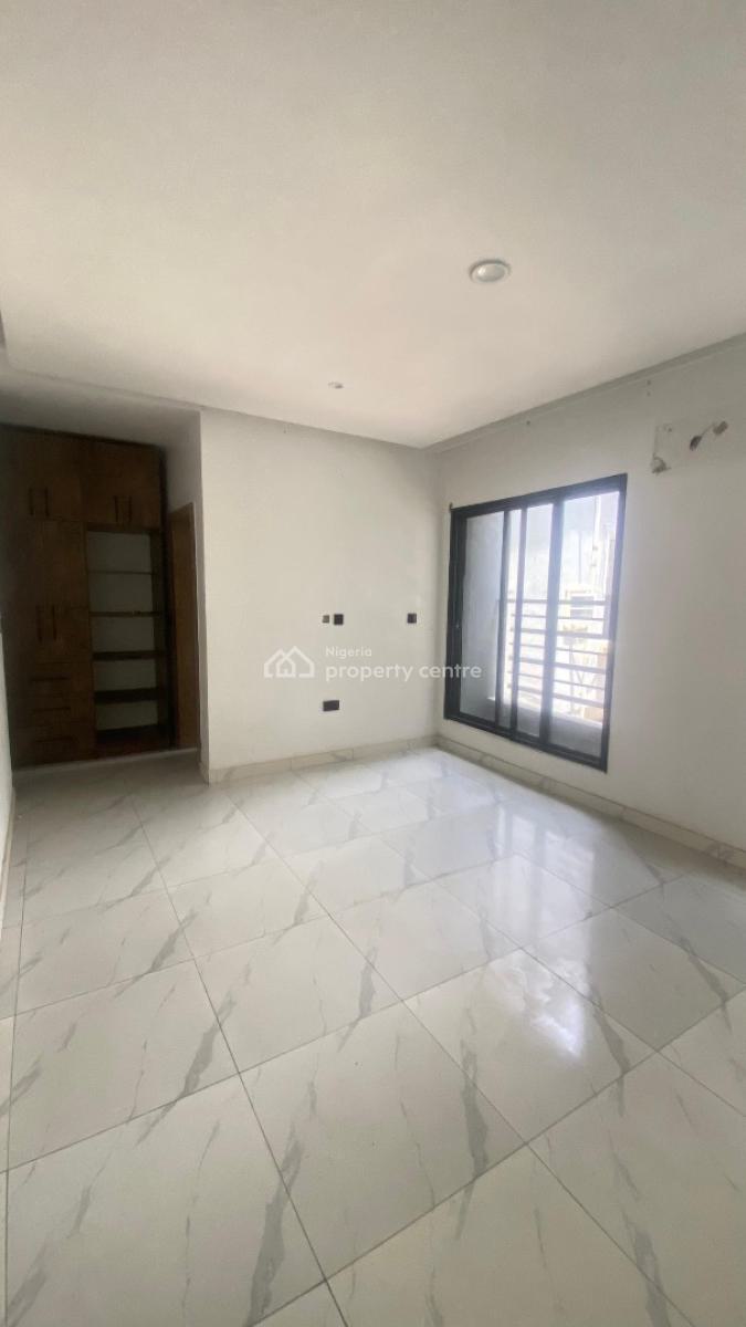 2bedroom Apartment, Ologolo, Lekki, Lagos, Flat / Apartment for Rent