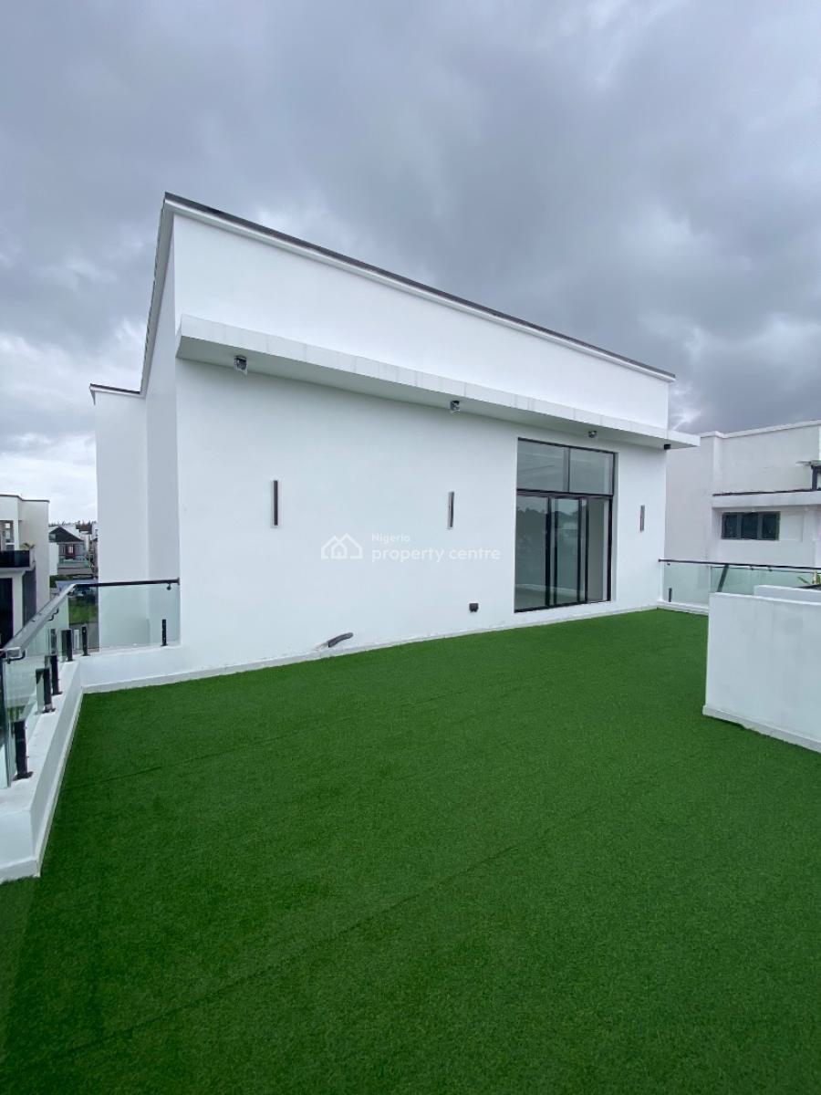 Lovely 5 Bed with Spacious Compound, Megamound Estate, Ikota, Lekki, Lagos, Detached Duplex for Sale